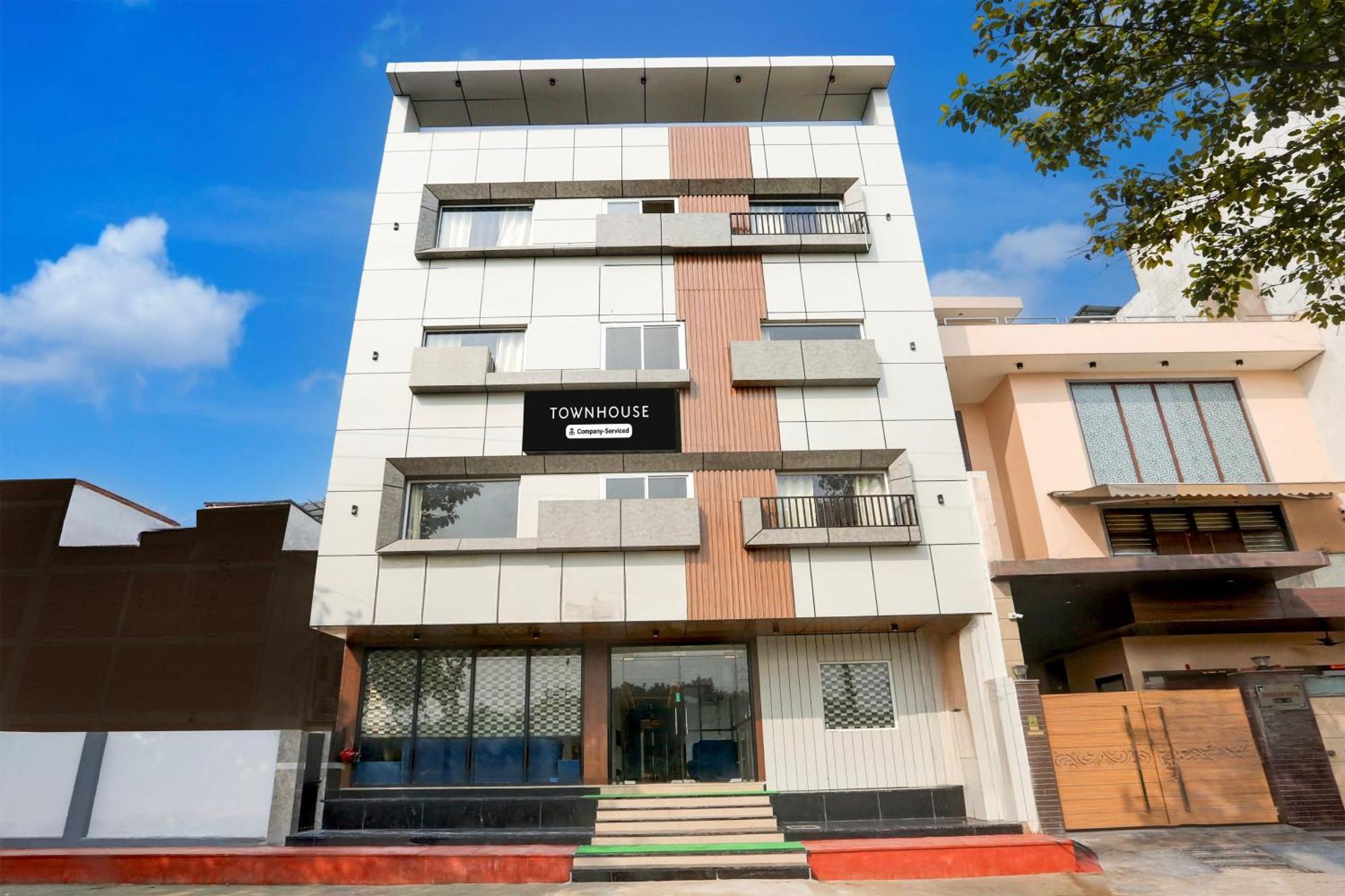 Super Townhouse Taj Nagri Phase 2 Formerly Grand Rivera Tājganj Екстериор снимка