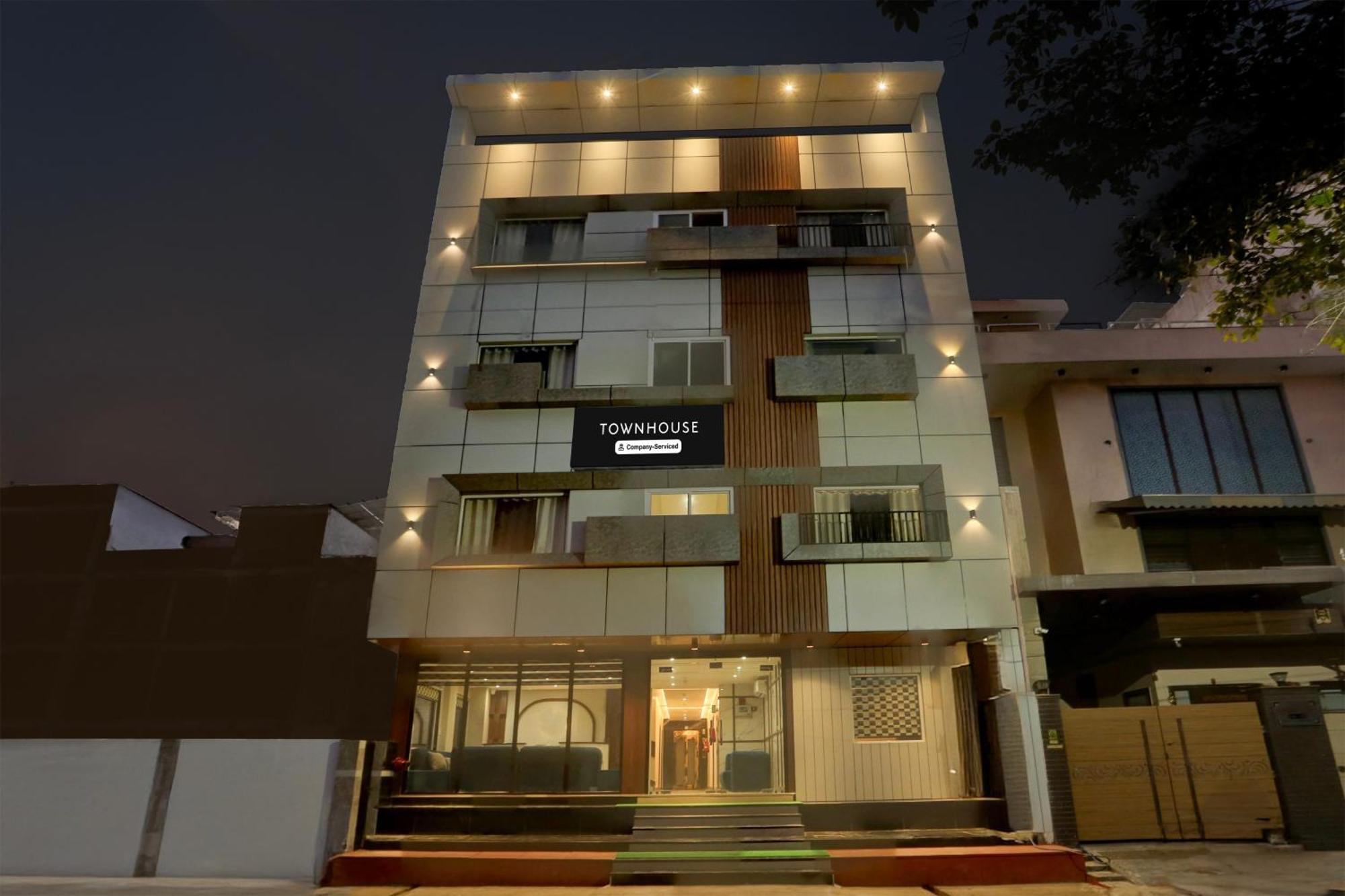 Super Townhouse Taj Nagri Phase 2 Formerly Grand Rivera Tājganj Екстериор снимка